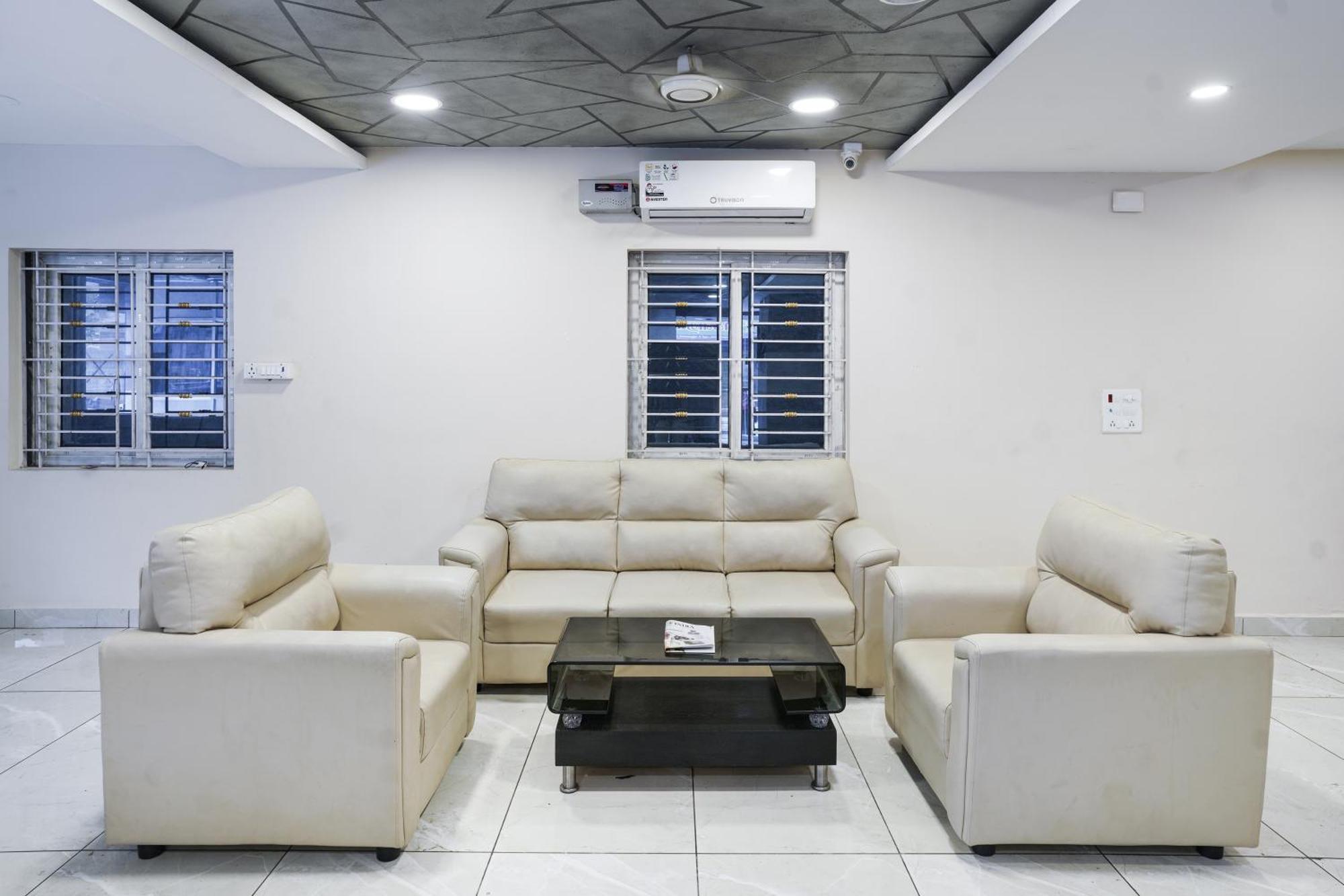 Oyo Flagship Pawan Park Hotell Vellore Eksteriør bilde